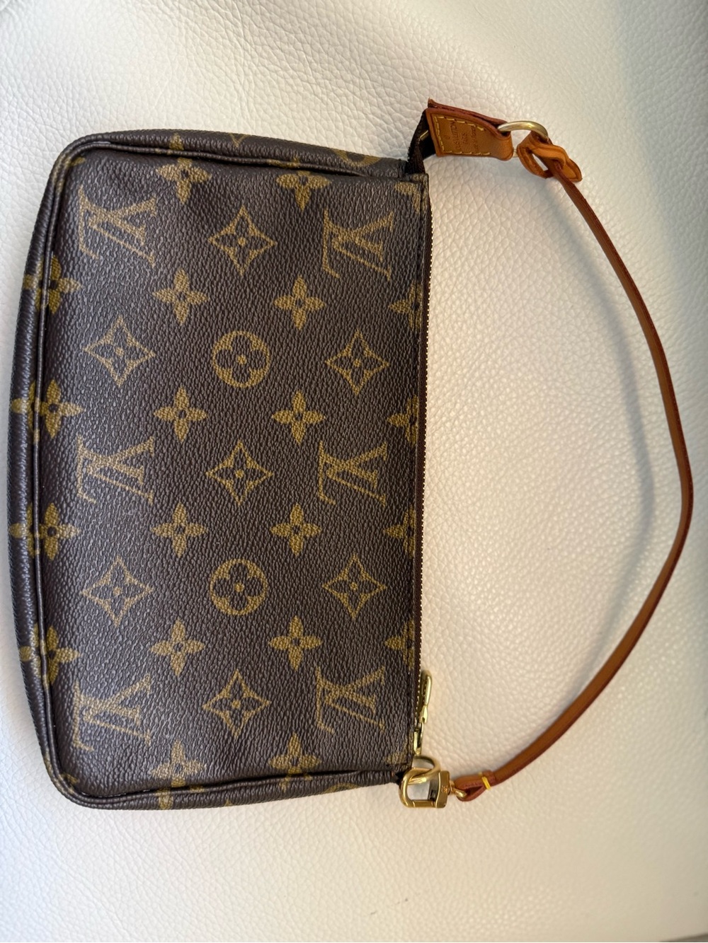 Louis Vuitton Monogram Pochette Accessoires - Brown Monogram with Vachetta Strap - Picture 2 of 9